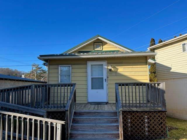 15 Blaker Street - Photo 1