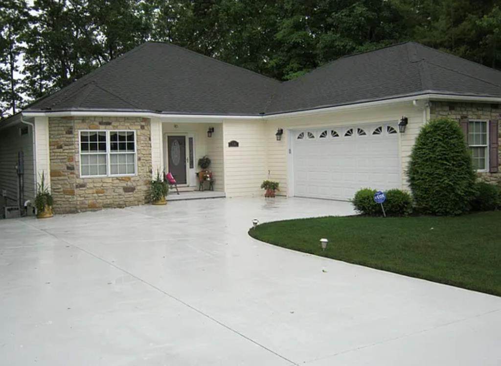 348 Hawksmoor Drive - Photo 1