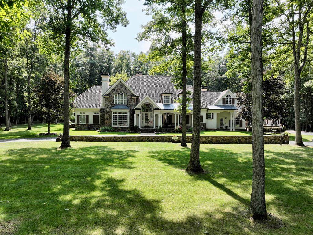 121 Mountain Laurel Road - Photo 1