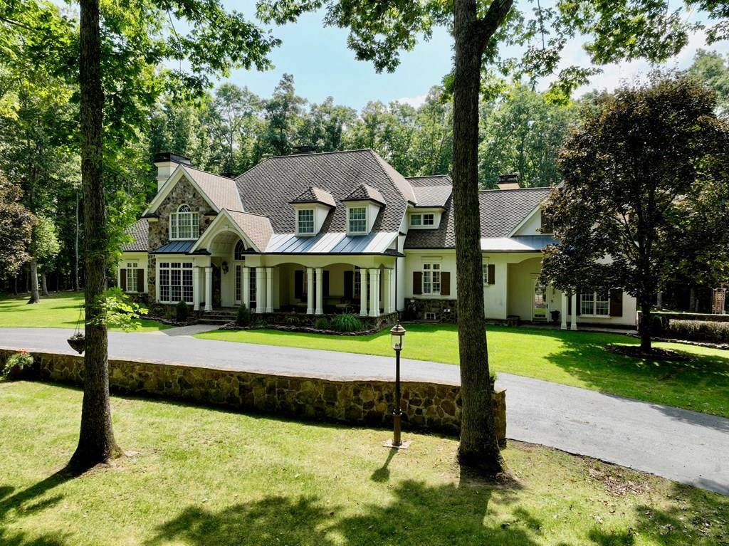 121 Mountain Laurel Road - Photo 1