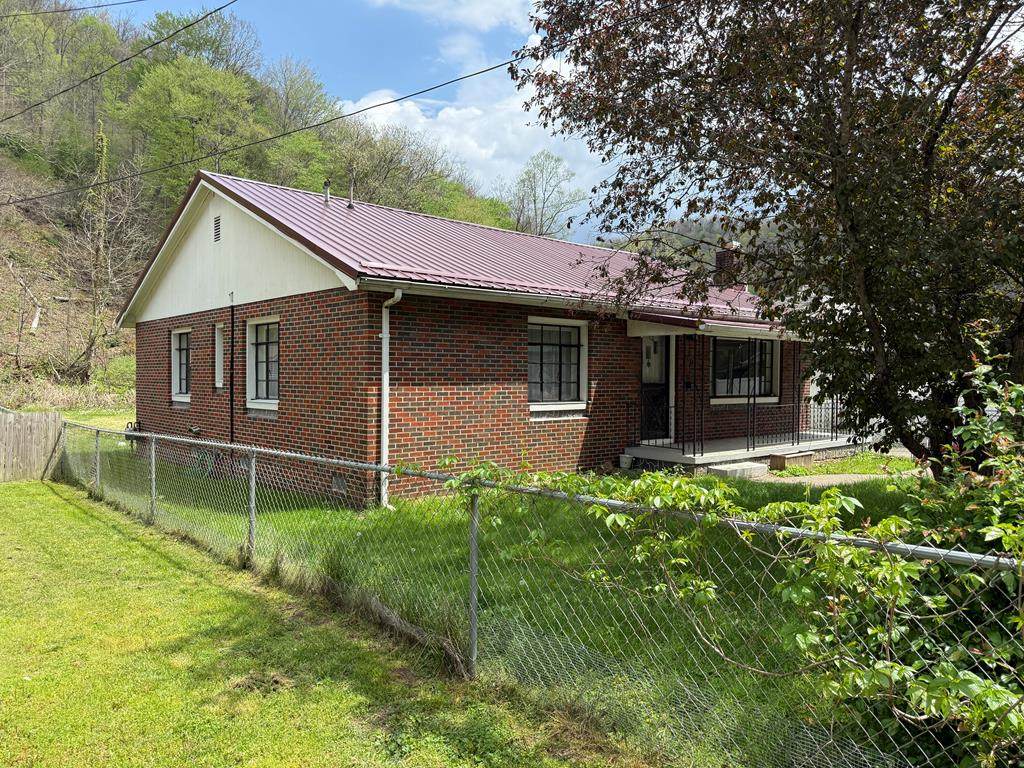 560 Appalachian Highway - Photo 1