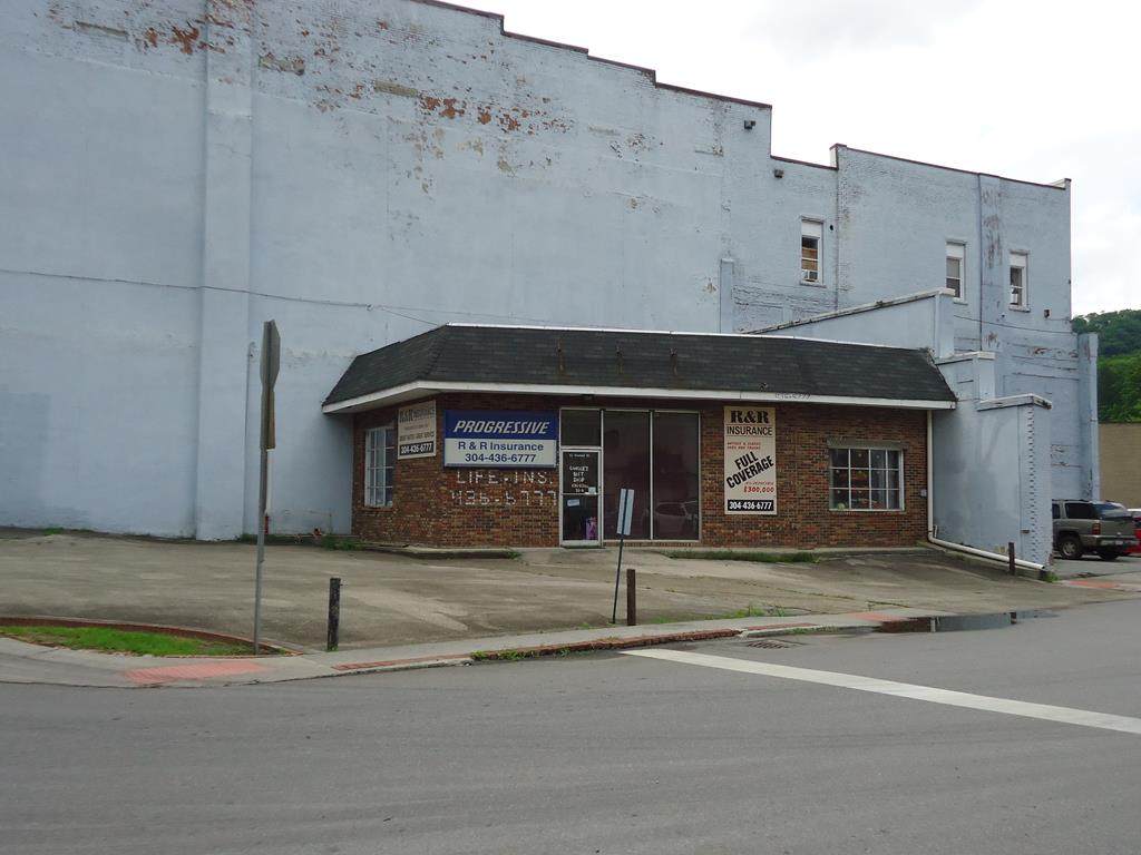 62 Howard Street - Photo 1