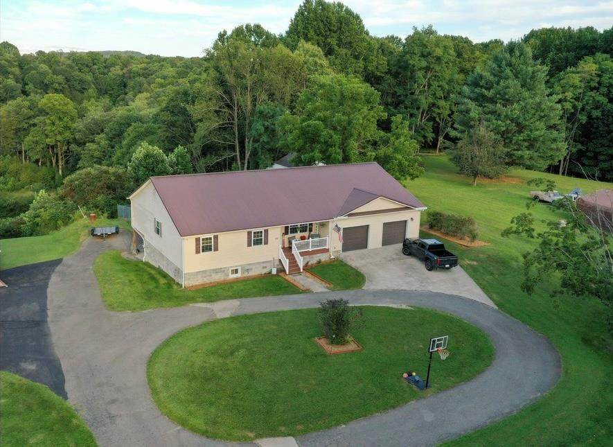 126 Bower Lane - Photo 1