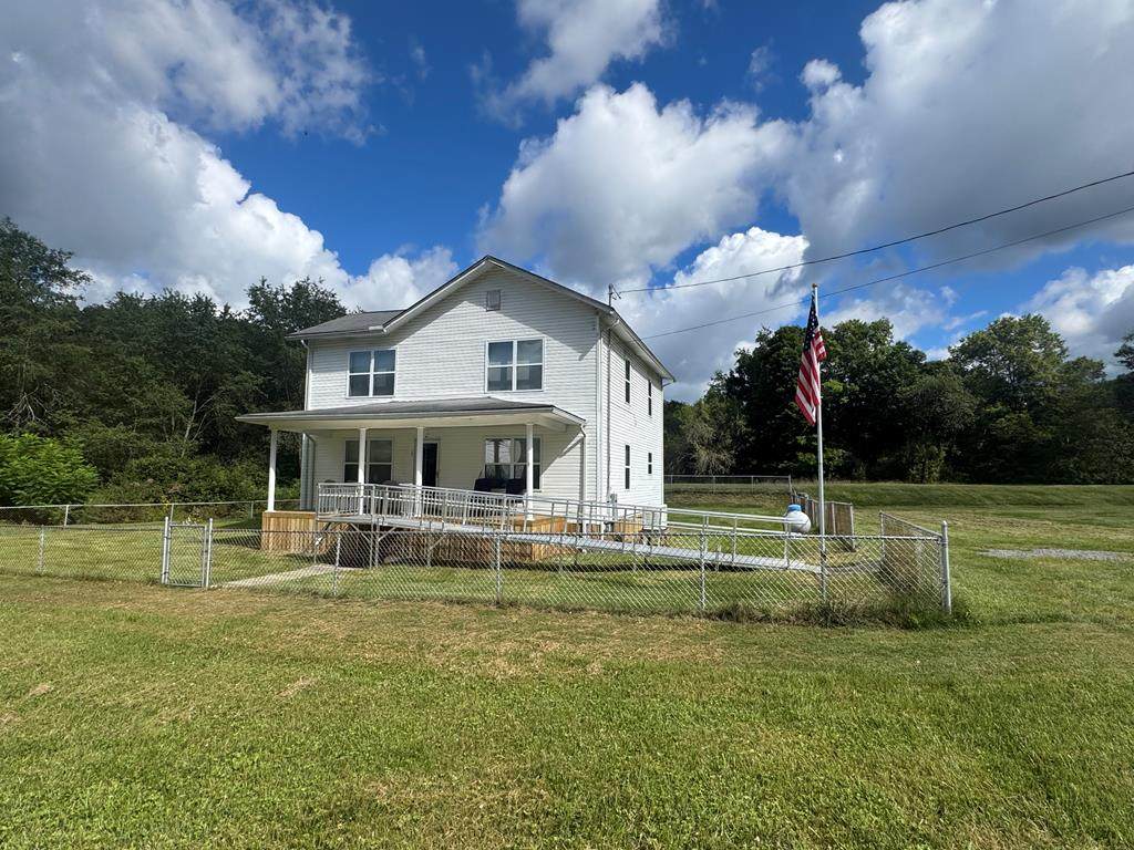 119 Long St. - Photo 1