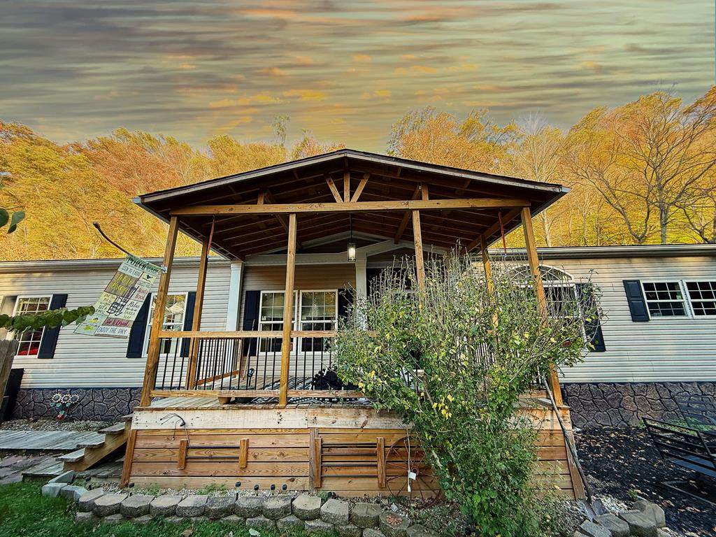 1254 Wyco Hollow Road - Photo 1