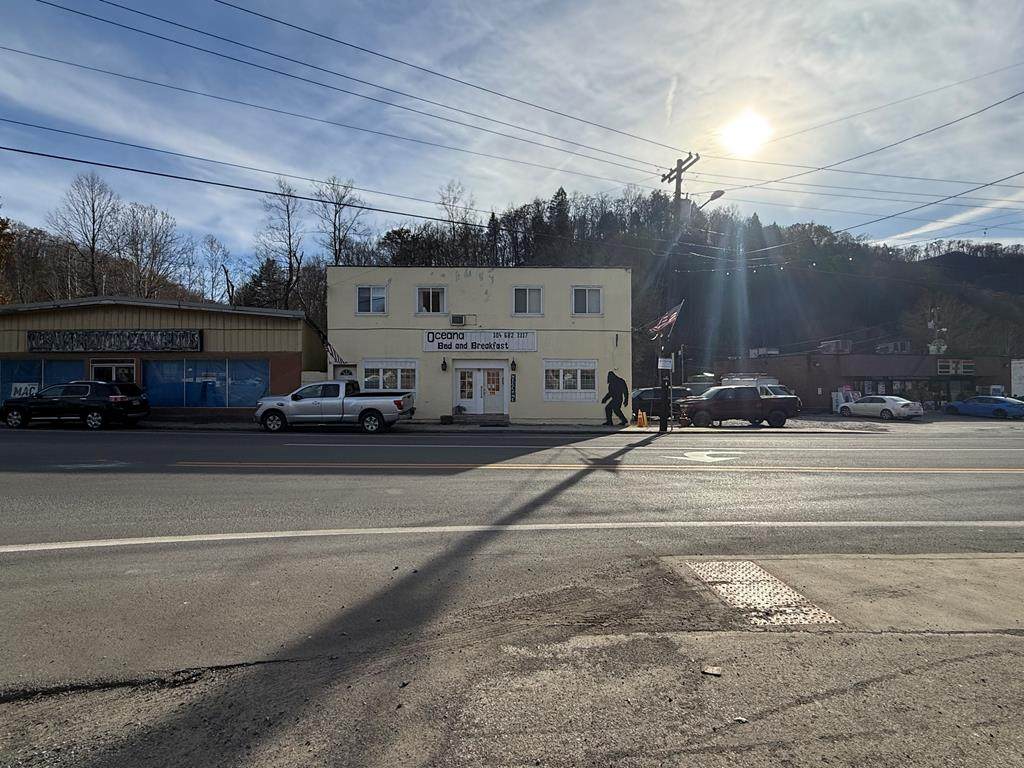 773 Cook Parkway - Photo 1