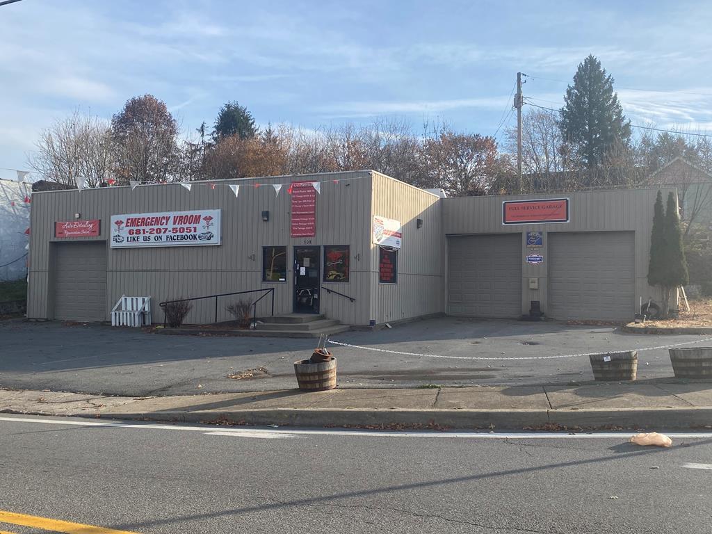508 2ND STREET - Photo 1