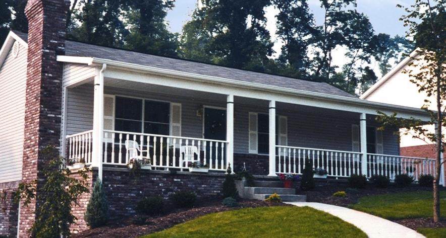 372 Pinewood Drive - Photo 1