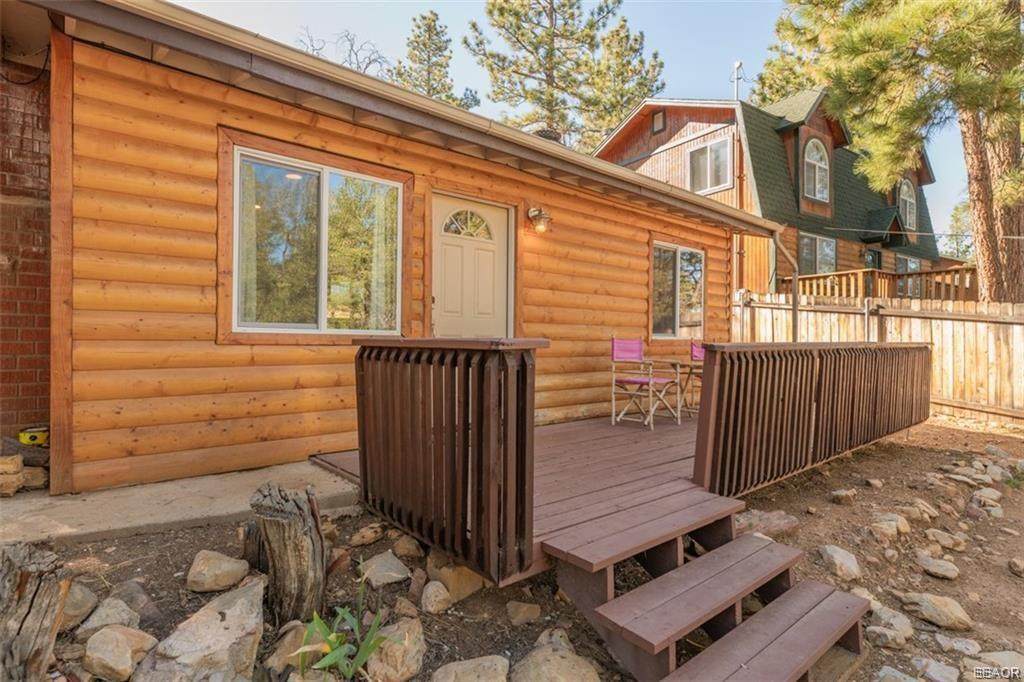 430 Vista Lane - Photo 1