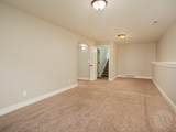 1325 Blackberry Way - Photo 19