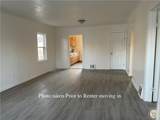 514 33rd - Photo 4