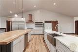 2460 Clarks Point Drive - Photo 6