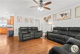7906 Monad Road - Photo 4