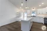 504 Montecito Ave - Photo 2