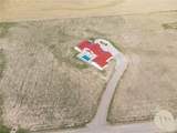 325 Three Wolf Road - Photo 4