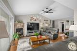 3210 Rosemont Way - Photo 4