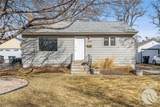 1837 Avenue B - Photo 2