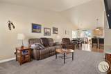 1732 Hesperia Street - Photo 2