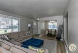 2211 Avenue B - Photo 5