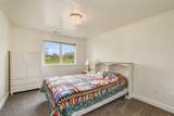 2037 Wentworth Drive - Photo 16