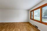 1729 Avenue E - Photo 2