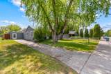1012 Avenue - Photo 2