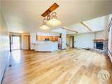 1415 Silver Circle - Photo 2