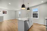 6102 Northstead Avenue - Photo 5