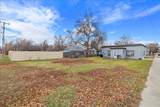 947 Howard Avenue - Photo 5