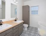 1407 Twin Oaks Drive Drive - Photo 16