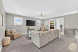 1713 Hollyhock Street - Photo 17