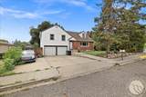 2424 Elizabeth Street - Photo 2