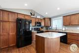 1244 Benjamin Boulevard - Photo 11