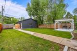 1702 Avenue C - Photo 3