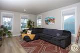 6027 Farmstead Avenue - Photo 5