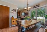 303 Nubias Place - Photo 11