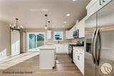 2273 Modera Avenue - Photo 3