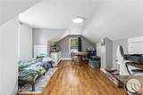 823 18th St - Photo 16
