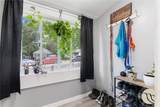 823 18th St - Photo 4