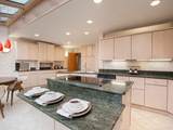 545 Beverly Hill Boulevard - Photo 4