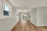 921 Avenue B - Photo 18