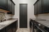 5978 Autumnwood Dr - Photo 18