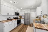 2528 Burlington Avenue - Photo 10
