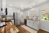 2528 Burlington Avenue - Photo 11
