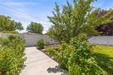 2528 Burlington Avenue - Photo 35
