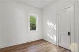 402 Burlington Avenue - Photo 22