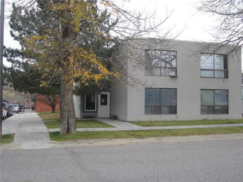 202 Hauser Avenue South - Photo 1