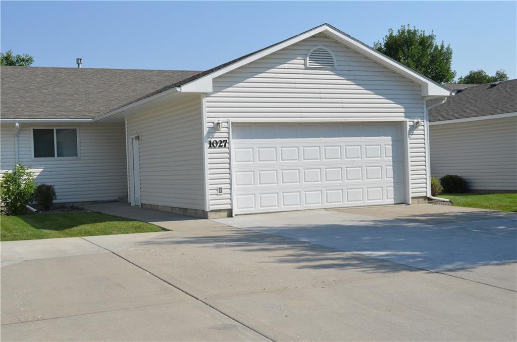 1027 Victory Avenue - Photo 1