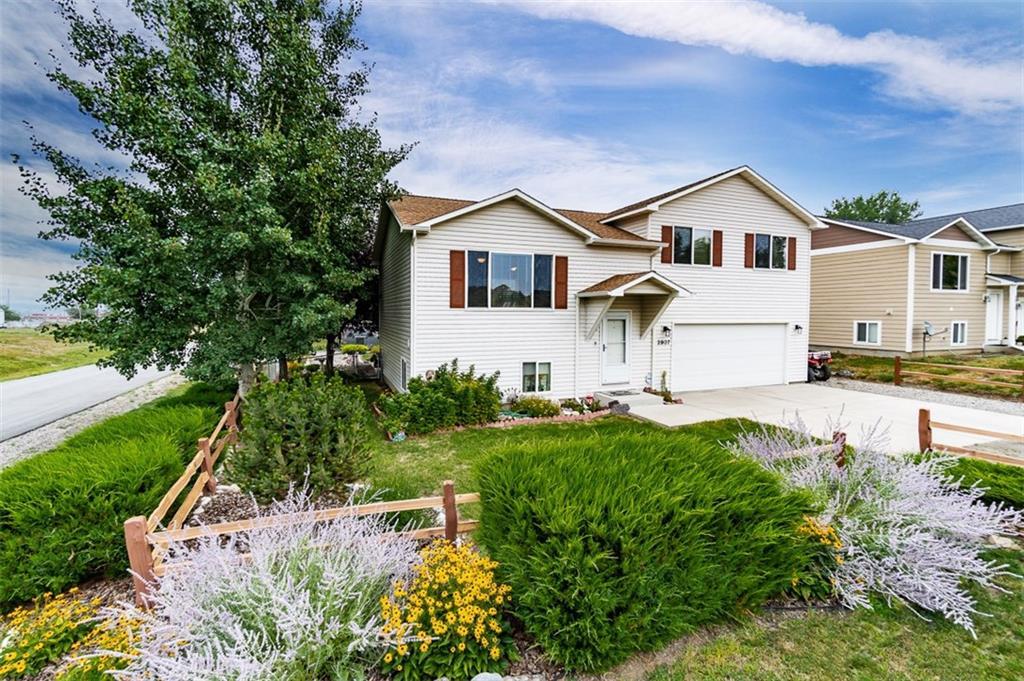 2907 Unertal Avenue - Photo 1