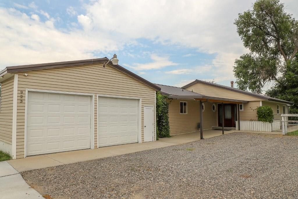 923 Bench Blvd - Photo 1